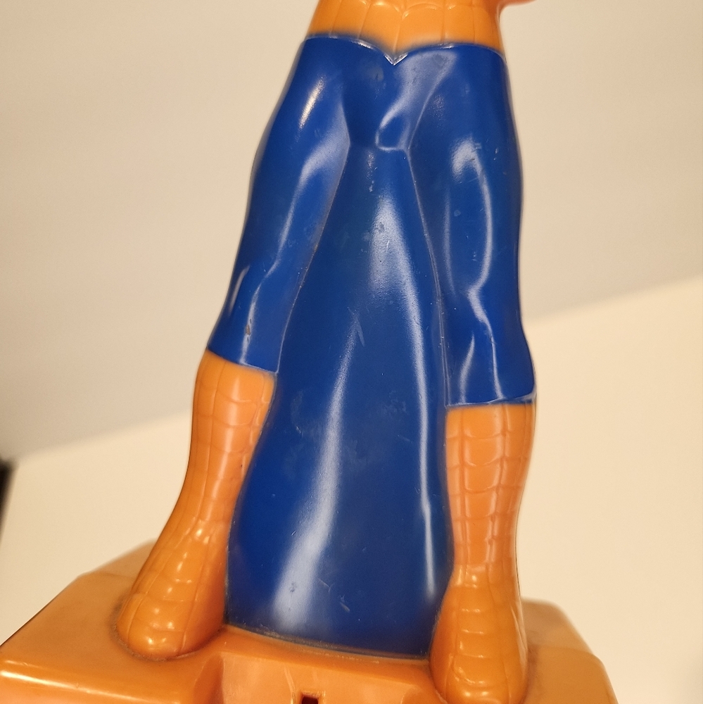 Vintage 1980 The Amazing Spider-Man Gumball Machine 1979 Spiderman Hasbro - Picture 9 of 9